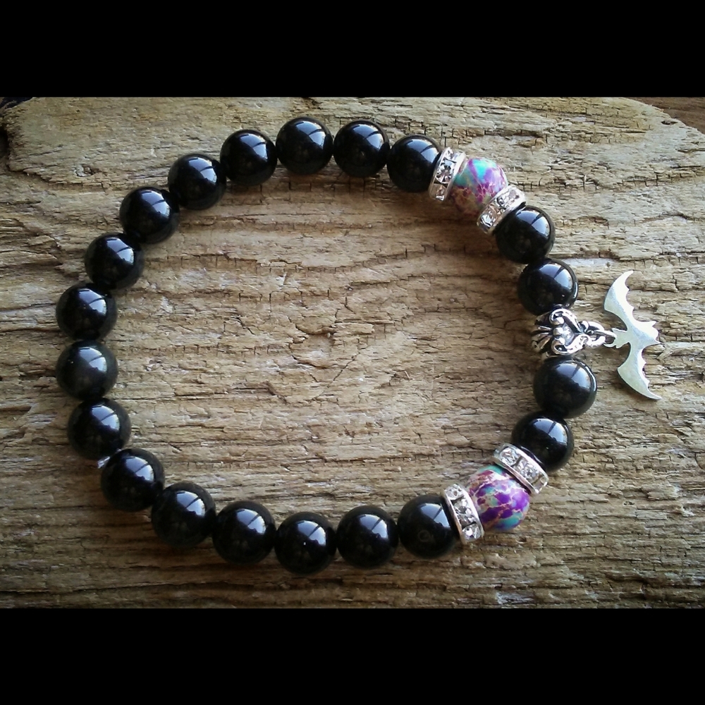 🌙🖤Bat Charm Stone Bracelet - Picture 9 of 15
